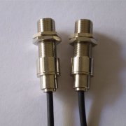 M18速度開關(guān)RC-S1602K規(guī)格型號(hào)齊全 M18速度開關(guān)RC-S1602K規(guī)格型號(hào)齊全